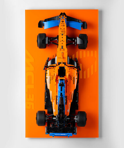Expositor de pared para LEGO® Technic 42141 McLaren F1 "Tono sobre tono"