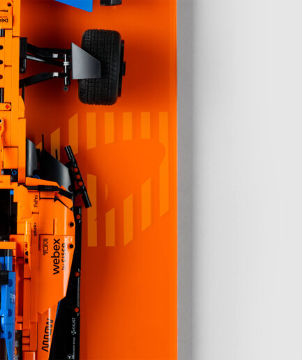 Expositor de pared para LEGO® Technic 42141 McLaren F1 "Tono sobre tono"