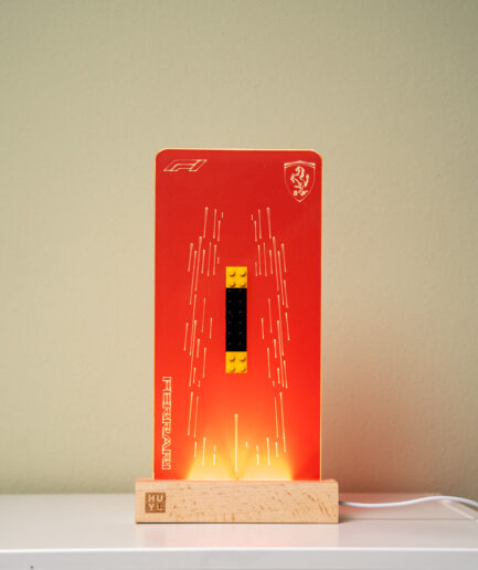 Lampada da tavolo e display per LEGO® Speed Champions 77242 F1 Ferrari SF-24