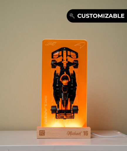 Schreibtischlampe & Display für LEGO® Speed Champions 77251 F1 McLaren MCL38