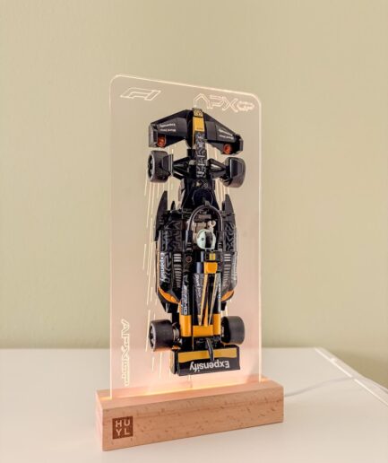 Desk lamp & Display for LEGO® Speed Champions 77252 F1 APXGP - F1 The Movie